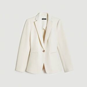 Ann Taylor Hutton Blazer in Sweater Knit. Size 16 Winter White.